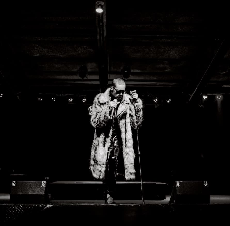 Ali Tatum II performing